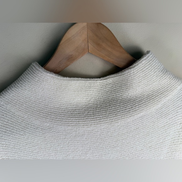 Free People Ottoman Sweater Off White Sleeveless Tunic Ivory Cream Excellent SM. - Picture 4 of 11